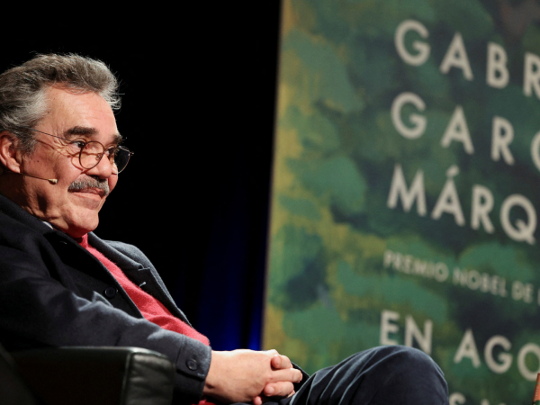 Gonzalo García Barcha y su familia han lanzado una nueva novela de su padre, Gabriel García Márquez.