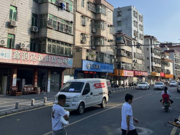 Un barrio donde un plan de reurbanización se ha estancado por los problemas financieros de China Evergrande.