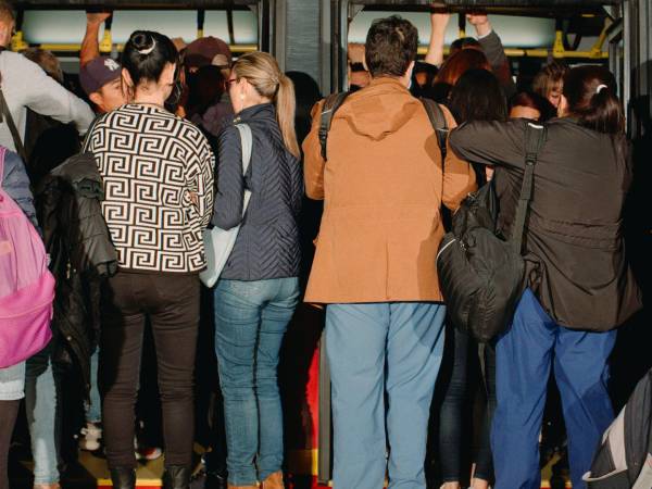 TransMilenio, una red de autobuses rápidos en Bogotá, tiene unos 2 millones de usuarios al día.