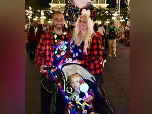 Alyssa Leach y su esposo no se arrepienten de haber llevado a su hijo a Disney World en el 2022. (VÍa Alyssa Leach)