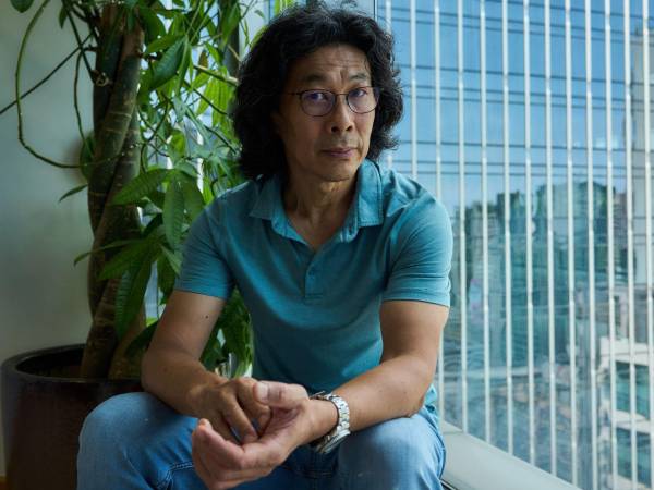 Han Dongfang, uno de los últimos activistas de derechos laborales en China no ocultos, trabaja en Hong Kong.