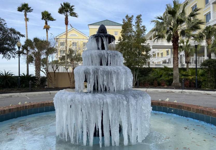 Al menos 17 personas han muerto en tormenta invernal que azota Estados Unidos