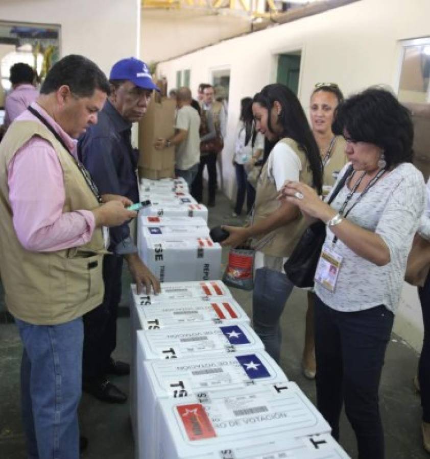 Hondureños tienen de nuevo una cita con la democracia