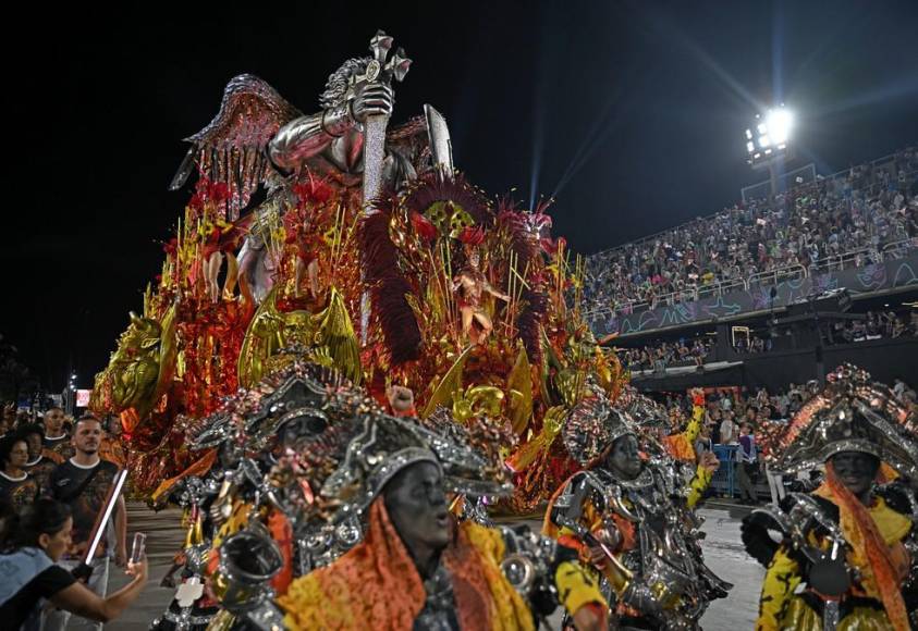 Las impresionantes imágenes que dejó el carnaval de Río de Janeiro