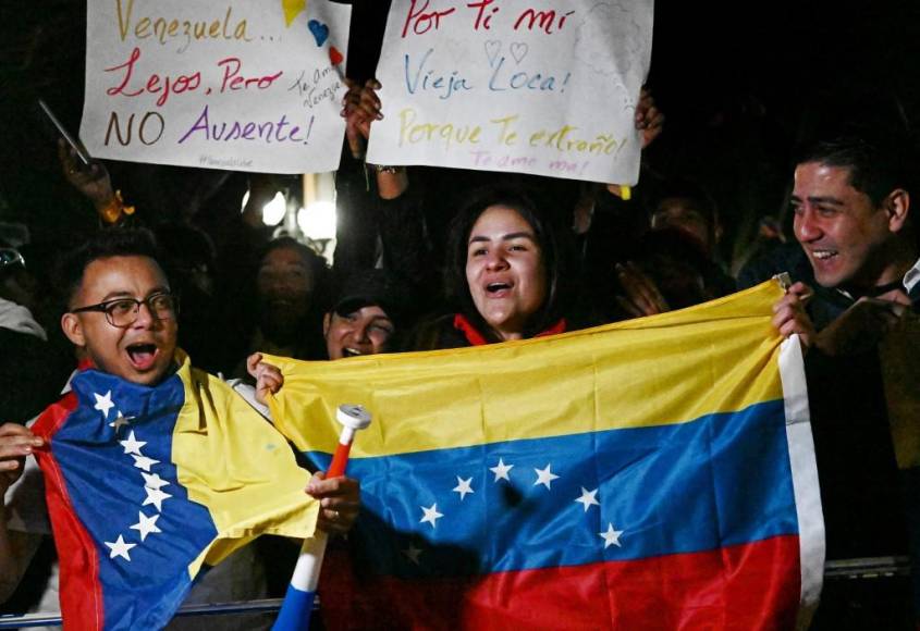 ¿Qué decían las pancartas del pueblo venezolano durante elecciones?