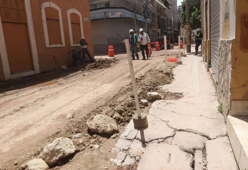 Así avanzan los trabajos de reconstrucción de la avenida Cervantes en el centro de Tegucigalpa