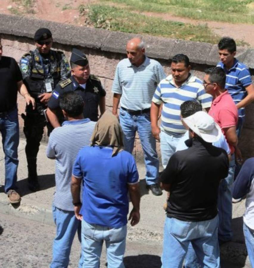 Hijo de Luis Galdámez amenazó a compañeros de taxista ultimado