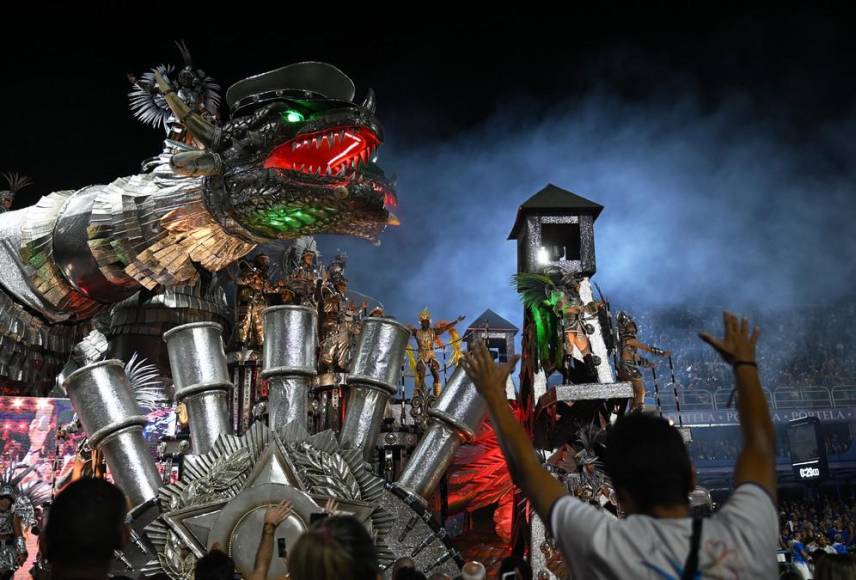 Las impresionantes imágenes que dejó el carnaval de Río de Janeiro