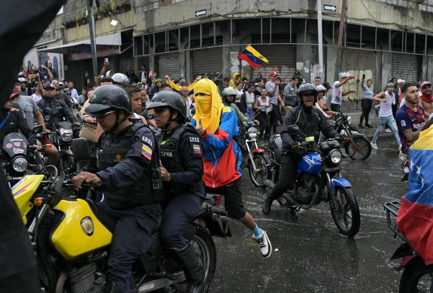 “Nos robaron”: Decepción y cacerolas en Venezuela tras elecciones