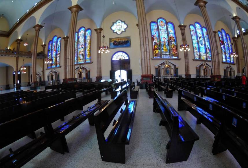 Fe y devoción se comienza a sentir en la Basílica de Suyapa