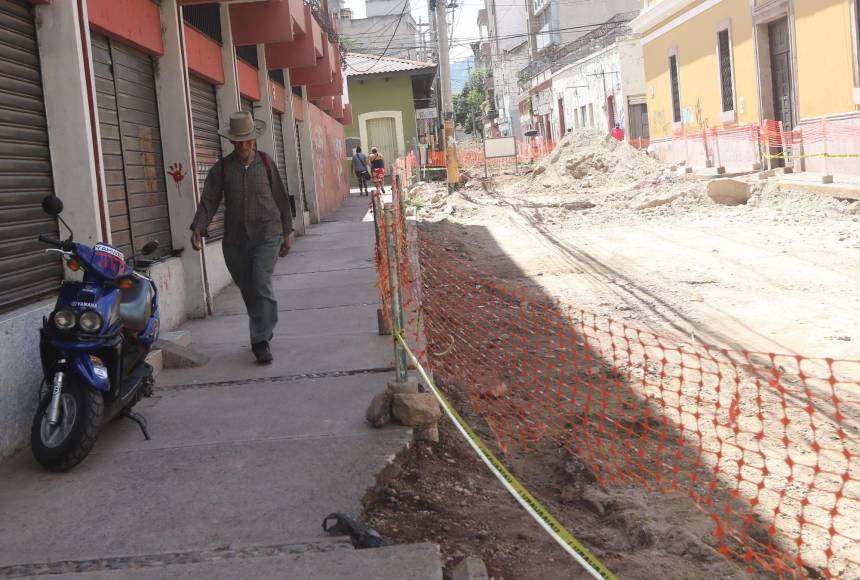 Así avanzan los trabajos de reconstrucción de la avenida Cervantes en el centro de Tegucigalpa