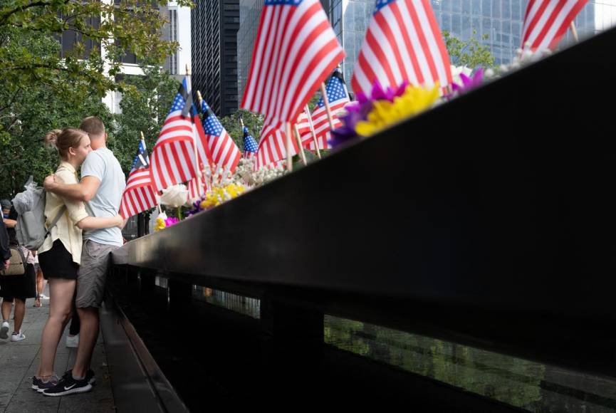 22 años de los ataques del 11 de septiembre; Nueva York sigue llorando las víctimas