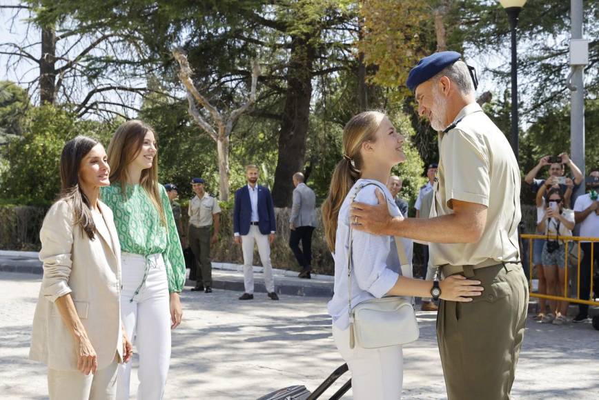 Así fue el ingreso de la princesa Leonor a la academia militar