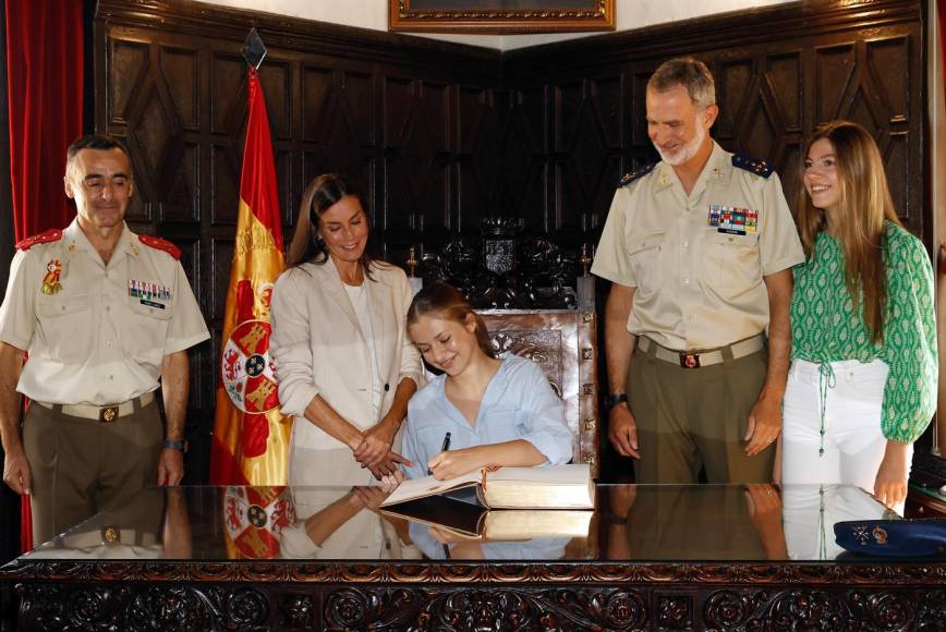 Así fue el ingreso de la princesa Leonor a la academia militar