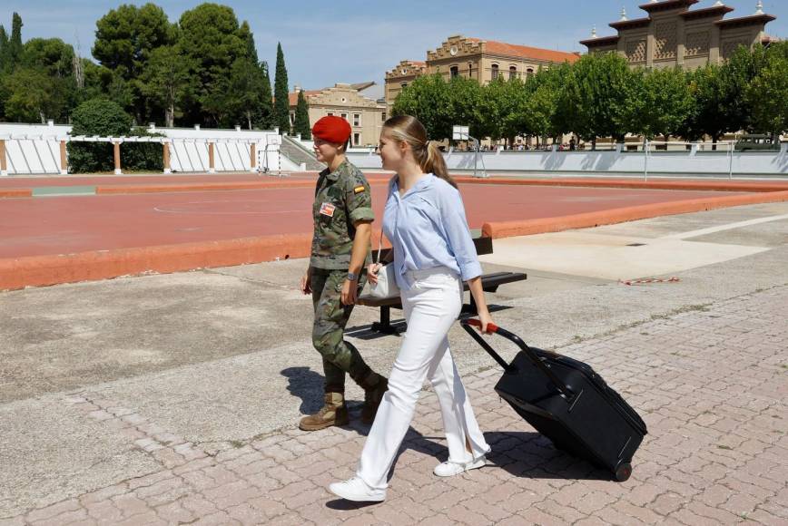 Así fue el ingreso de la princesa Leonor a la academia militar