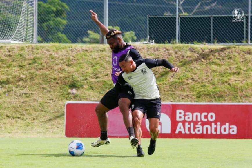 Las razones del descalabro del Olimpia de Troglio en Liga Nacional y Copa Centroamericana