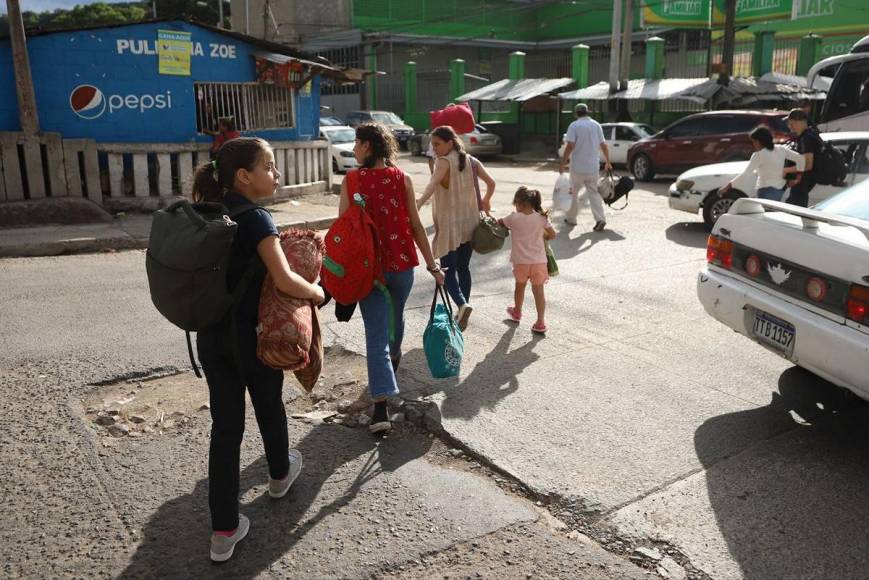 Capitalinos retornan a la ciudad tras largo asueto del Feriado Morazánico