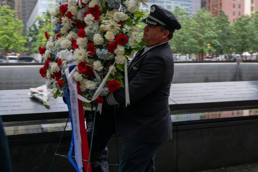 22 años de los ataques del 11 de septiembre; Nueva York sigue llorando las víctimas