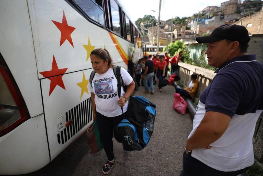 Capitalinos retornan a la ciudad tras largo asueto del Feriado Morazánico