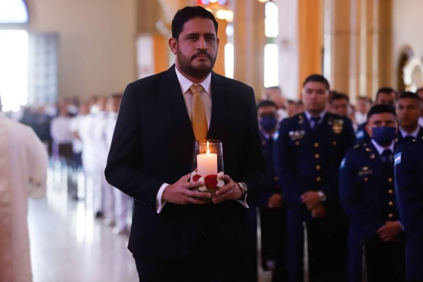 Con la presencia de altos funcionarios de las FF.AA. y otros políticos: así fue la eucaristía en conmemoración a los 276 aniversario de la Virgen de Suyapa