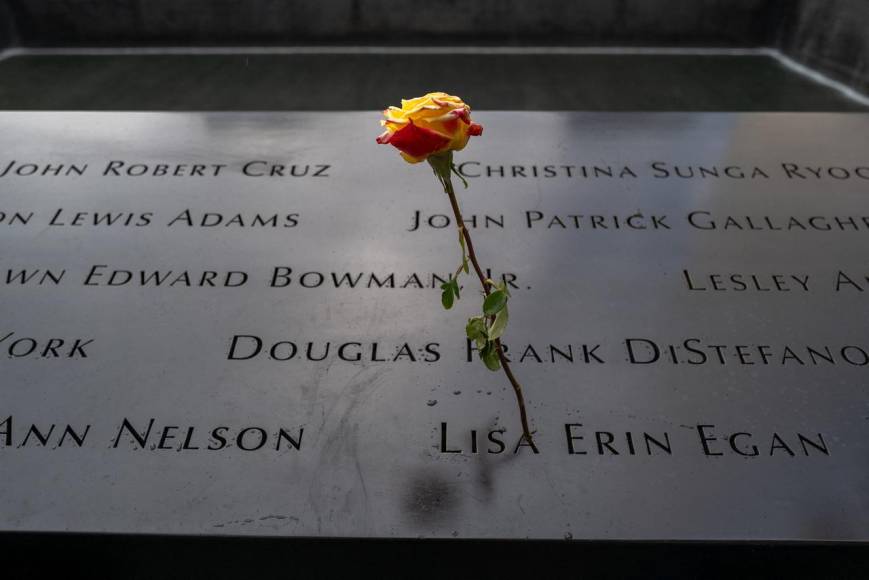 22 años de los ataques del 11 de septiembre; Nueva York sigue llorando las víctimas