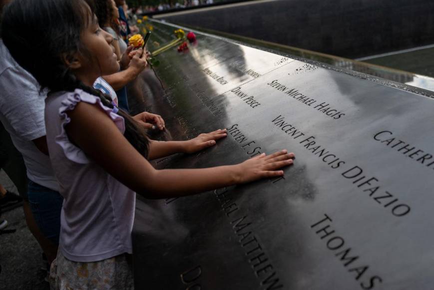 22 años de los ataques del 11 de septiembre; Nueva York sigue llorando las víctimas