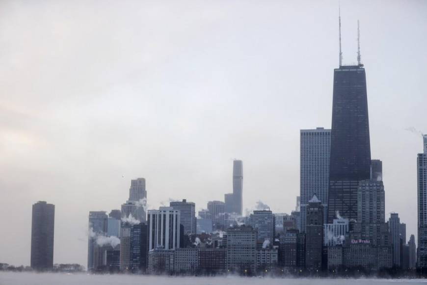 ¿A qué se debe la histórica tormenta de nieve que azota a Estados Unidos?