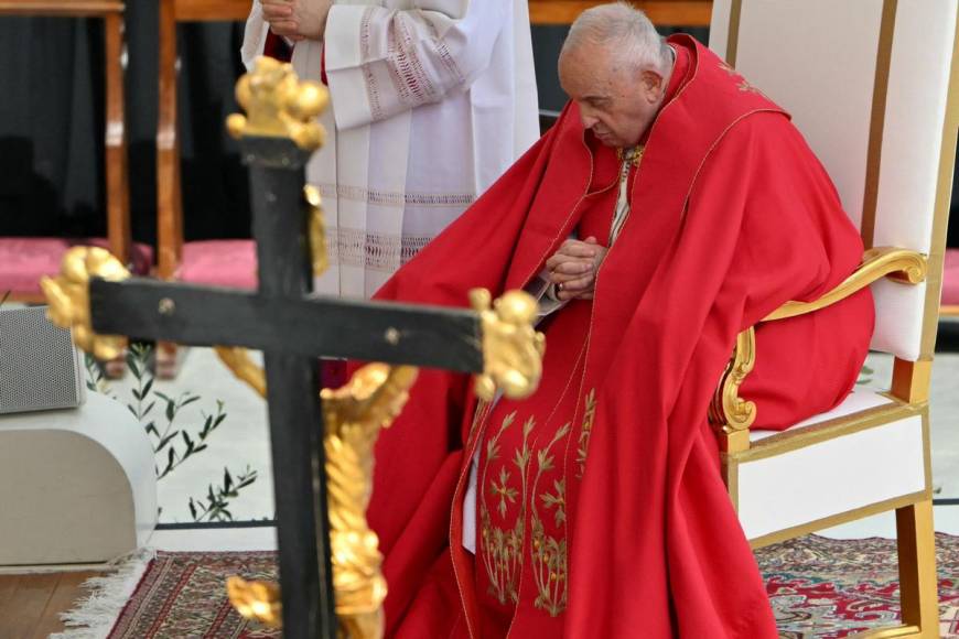 Papa Francisco encabezó celebración del Domingo de Ramos