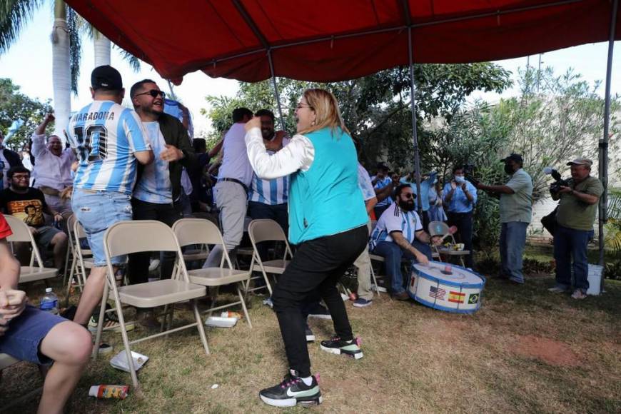 Así viven la final del Mundial de Qatar en la Embajada de Argentina en Honduras