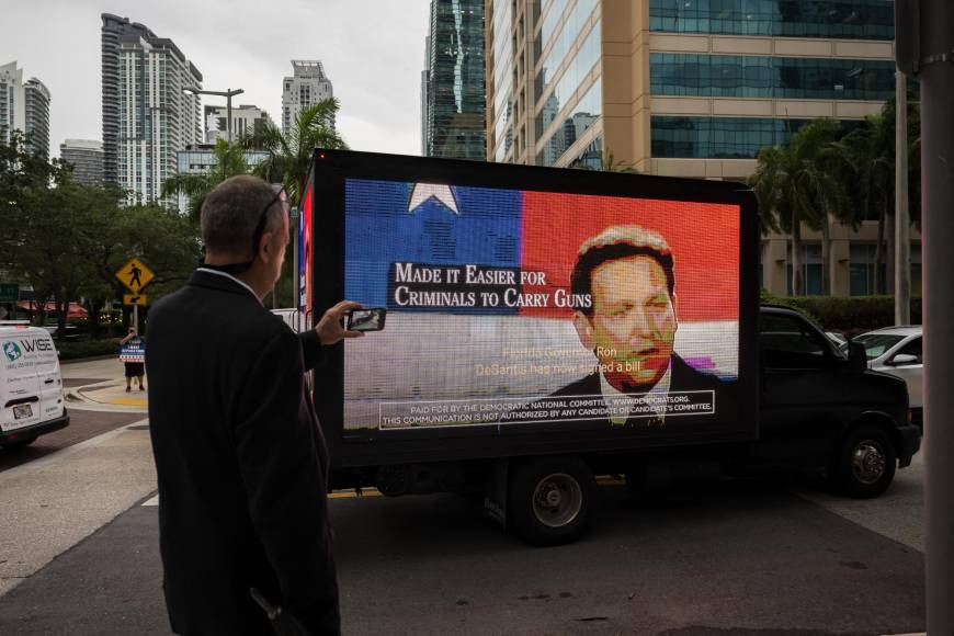 En medio de protestas Ron DeSantis lanza su candidatura presidencial