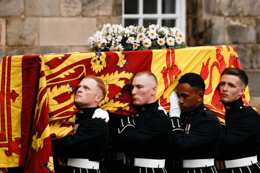 FOTOS: Así fue el traslado de los restos de Isabel II de Balmoral a Edimburgo