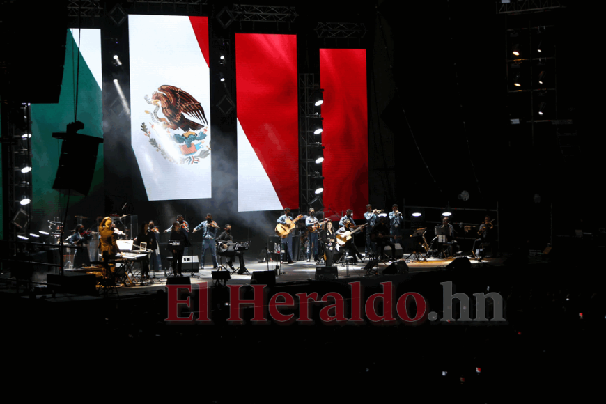 El espectacular concierto de Ana Gabriel en Honduras en imágenes