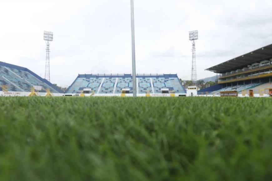 Día de reapertura, jacuzzi, modernos camerinos y palcos en el estadio Morazán