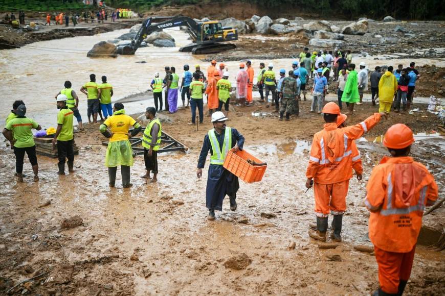 Lluvias devastan plantación de té en India: suman 160 muertes