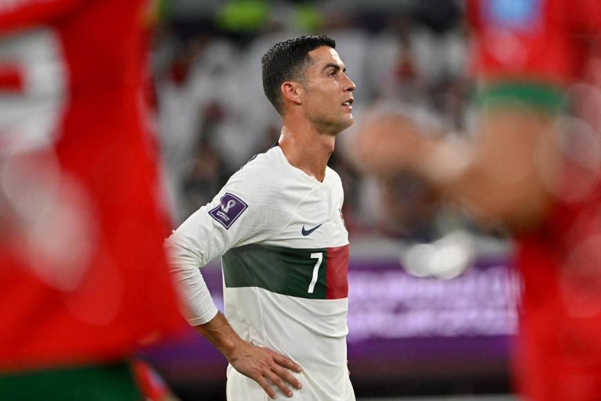 El mundo del deporte lo sufre: un destrozado Cristiano Ronaldo cae en su última guerra, Qatar 2022