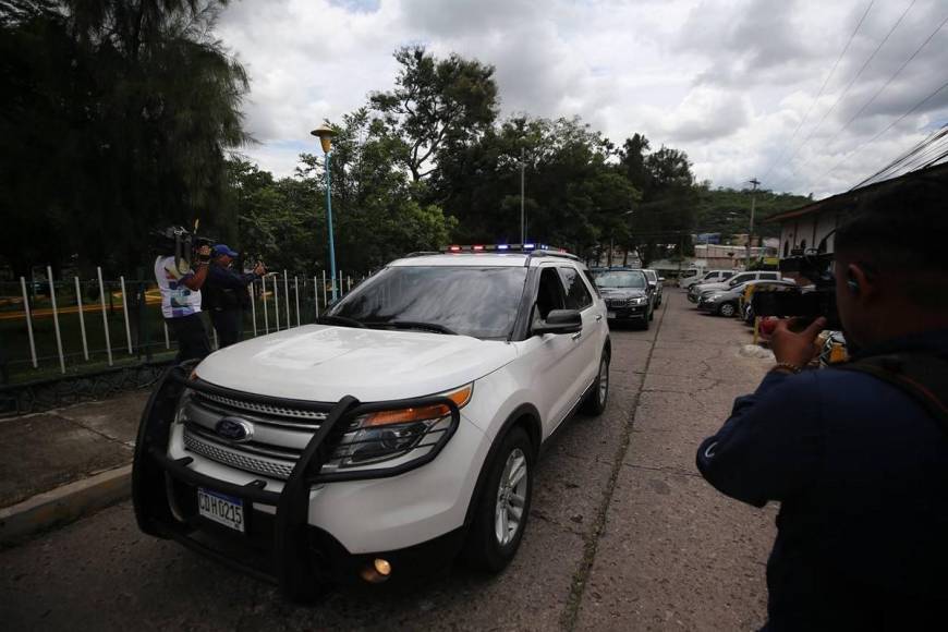 Llega embajadora Laura Dogu a reunión con ministra de Defensa, Rixi Moncada