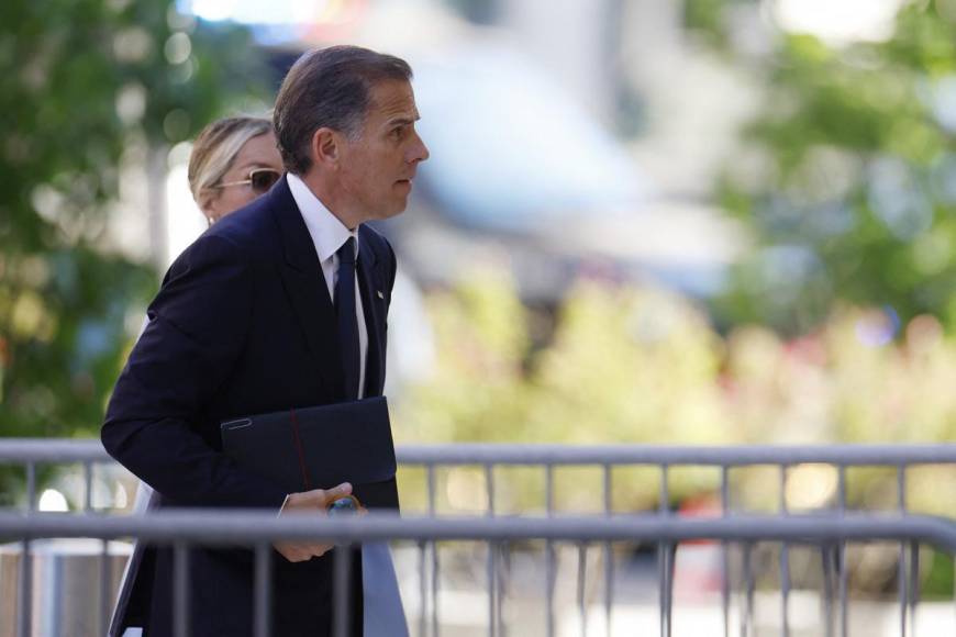 Hunter Biden acude a juicio por posesión ilegal de armas