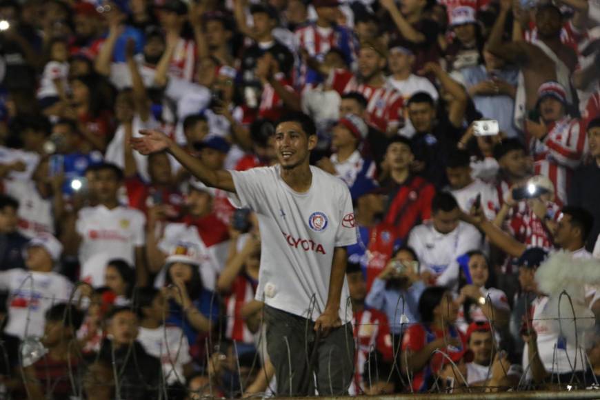 ¡Ruge león! Así fue el festejó del Olimpia por la clasificación a la final