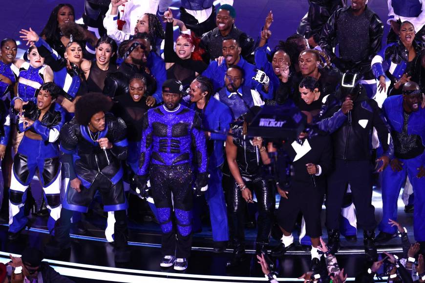 Con grandes invitados, así fue el Halftime Show de Usher en el Super Bowl