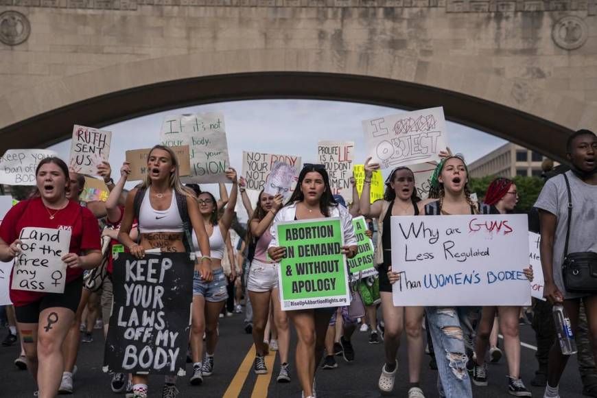 Aborto en Estados Unidos ¿qué cambia tras decisión de la Corte Suprema de Justicia?