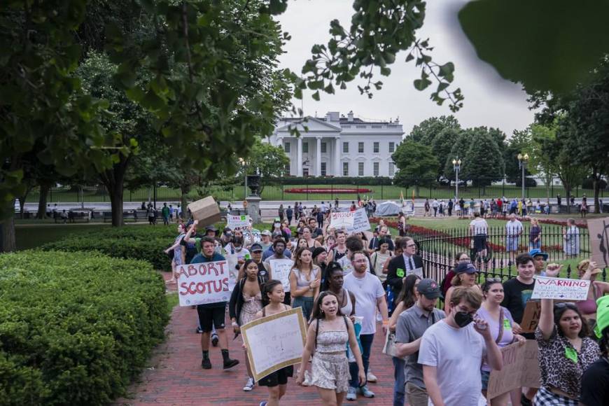 Aborto en Estados Unidos ¿qué cambia tras decisión de la Corte Suprema de Justicia?