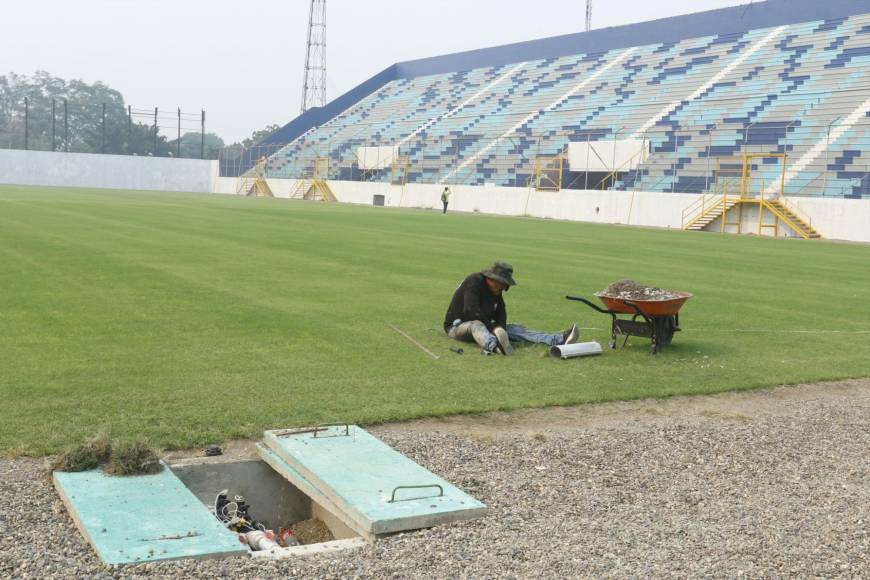 El Estadio Morazán ya se pintó, se está puliendo la grama y se acerca la reapertura