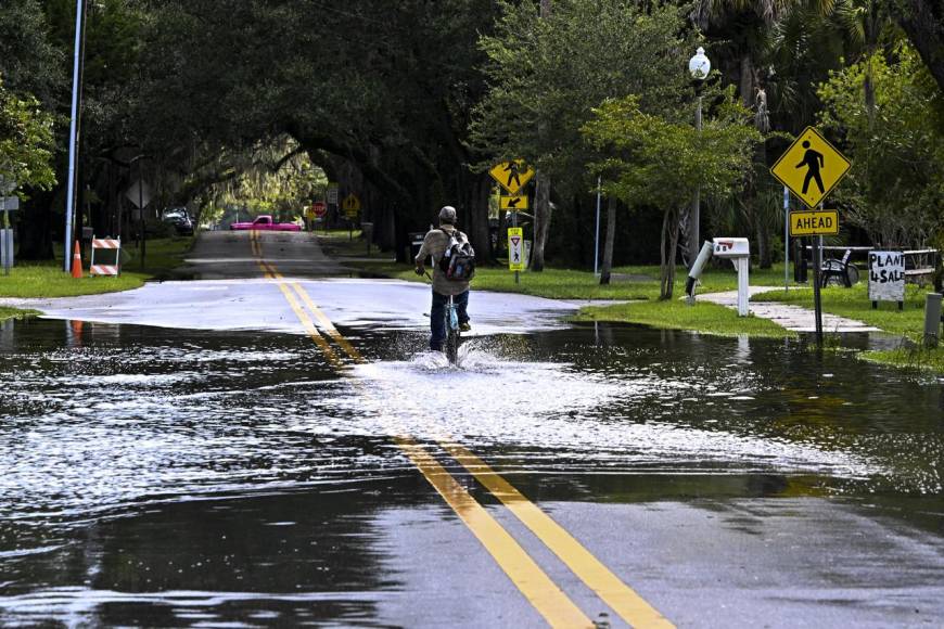 “Es parte de vivir aquí”: Florida evalúa daños tras paso de Idalia