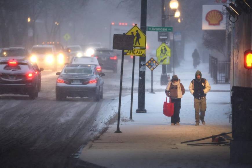 Tormenta invernal en Estados Unidos ya deja miles de vuelos suspendidos