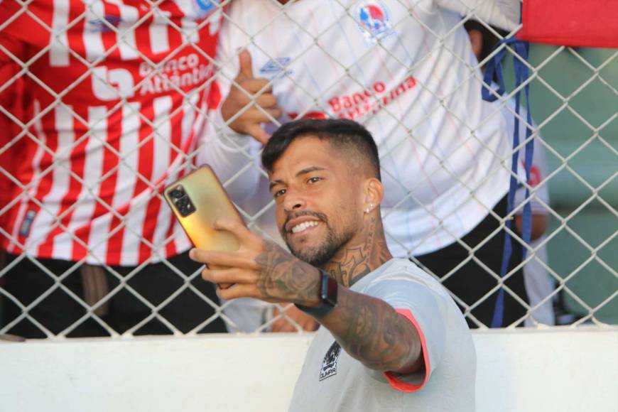 Olimpia genera ambientazo en Comayagua previo a partido contra Génesis