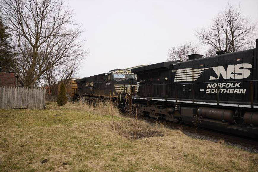 Trenes se descarrilan con químicos en Ohio, Carolina del Sur y Texas: ¿Qué está pasando en EEUU?