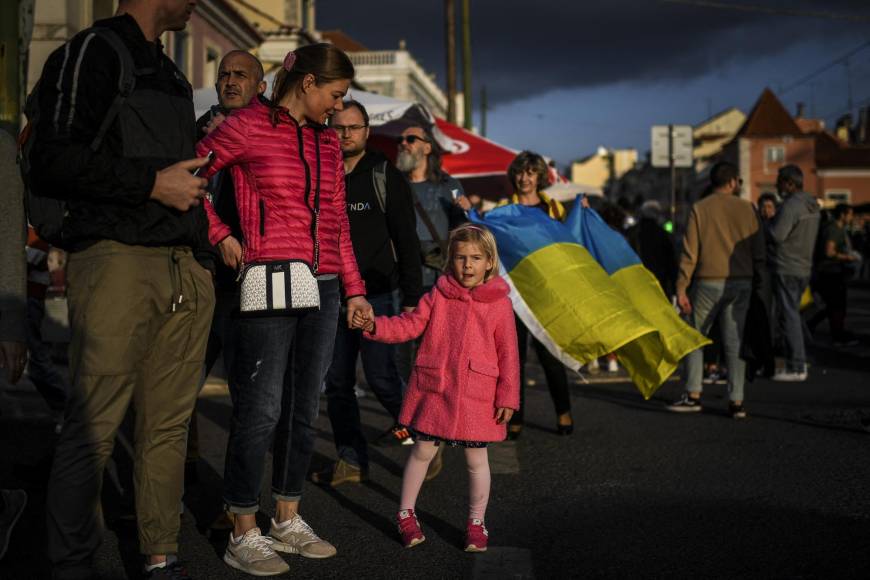 “No podemos volver”: el drama de los primeros refugiados ucranianos en Alemania (Fotos)