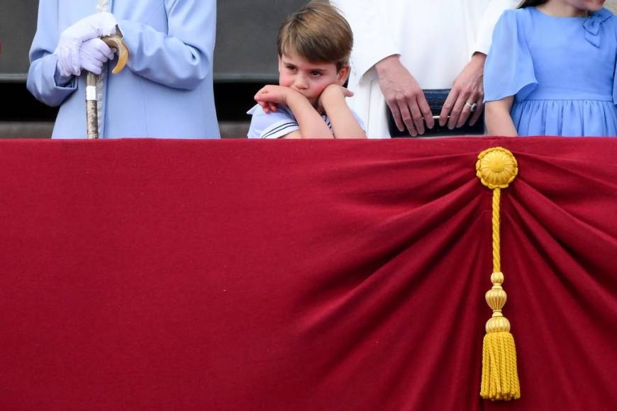 Los graciosos gestos del príncipe Louis en festejos del Jubileo de Platino de la reina Isabell II