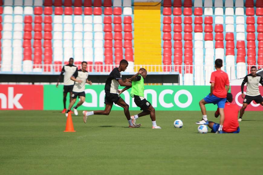 Olimpia realizó su último entreno previo al duelo ante CAI en el Nacional: Con bajas