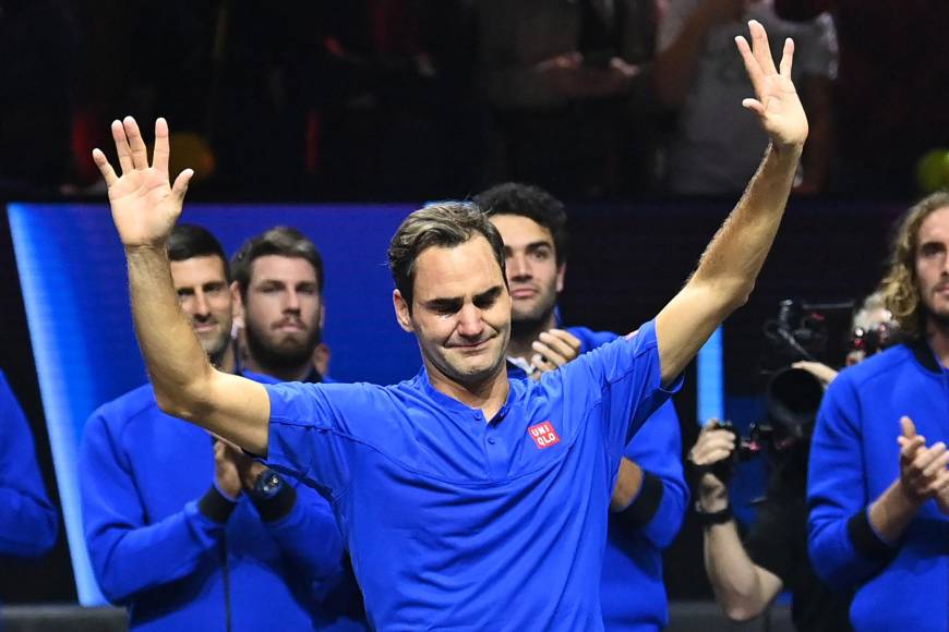 El rey se despidió como un caballero: Federer se enfrentó a su último juego acompañado de Nadal, su eterno rival